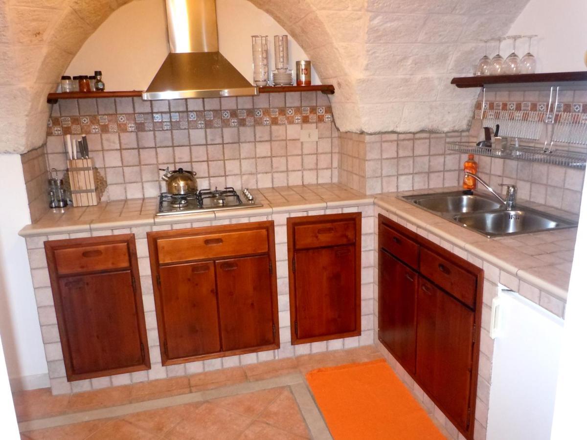 Casa Josephina - Three Level Stone Home With Balcony, 2 Roof Terraces & Sea Views Ostuni Extérieur photo